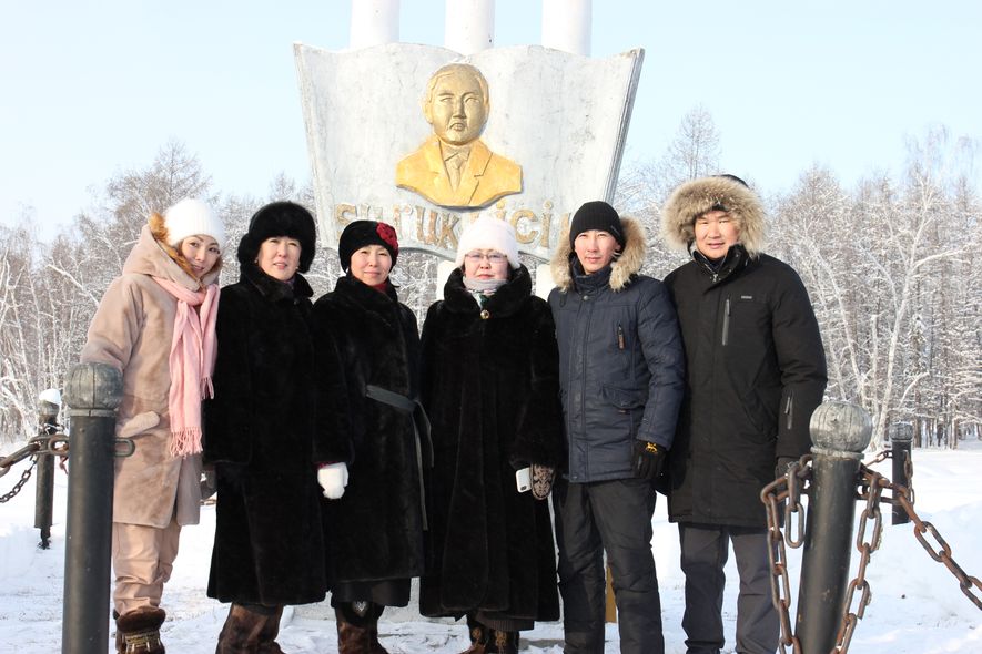 15 Новгородов