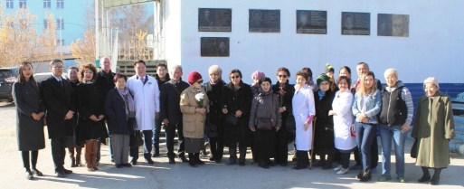 kollektivnoe foto memorial 513x209