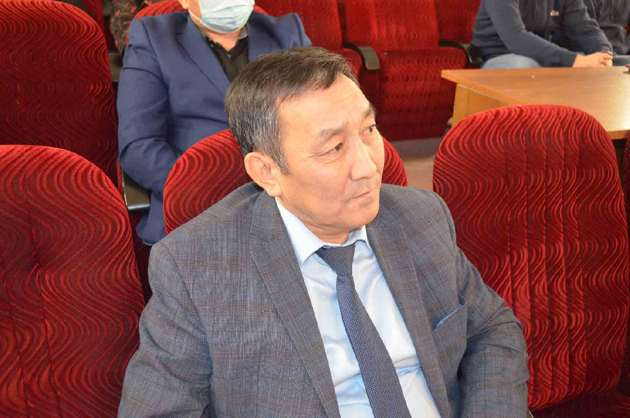 А.Атласов министр сельского хозяйства Якутии