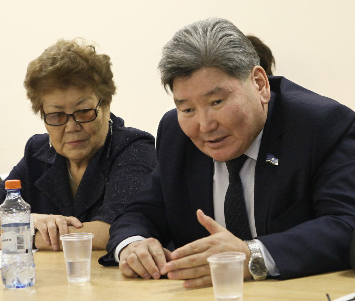 Юрий Николаев