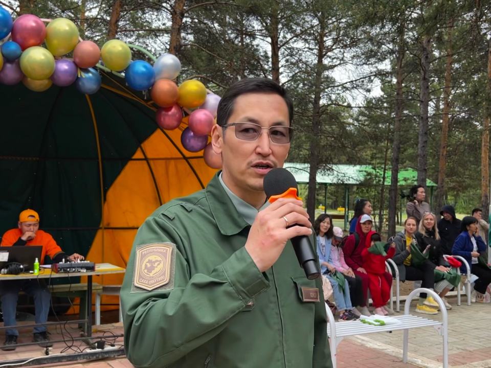 Джулустан Хон