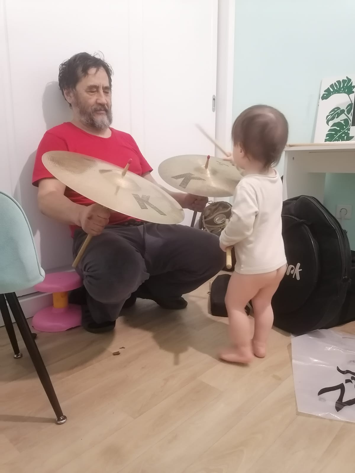 Кырачаан уолчаанын кытары 1