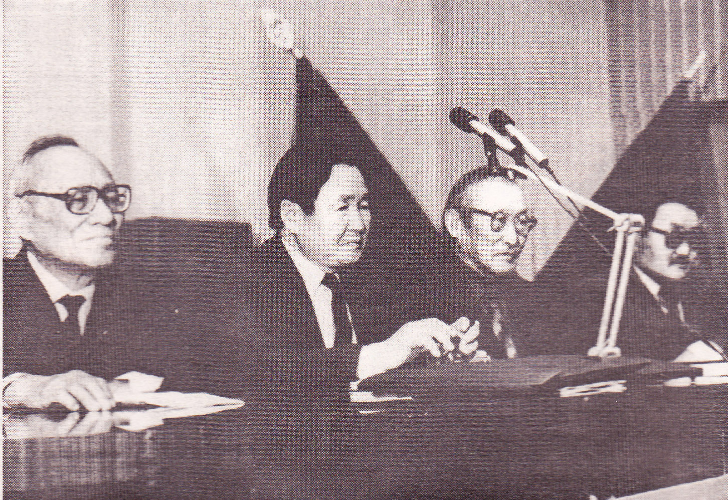 Кэмпириэнсийэ