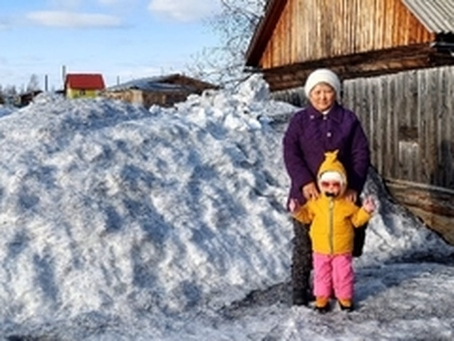 Аграфена Акимова. Томпо, Кириэс Халдьаайы