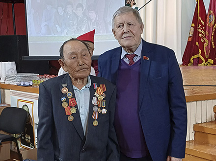 Егор Федорович Тимофеев 95 саастаах